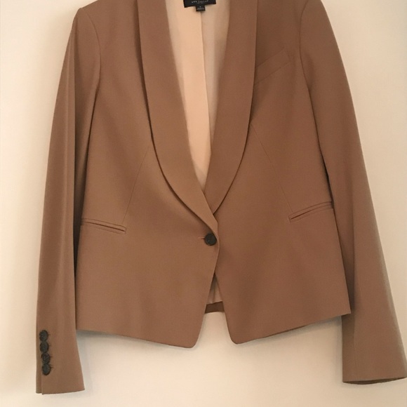 Jacket - Picture 1 of 2